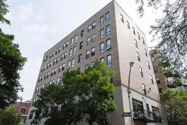 Building Photo - 811 Lytle S St