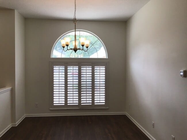Building Photo - 534 Alice Cove Ct