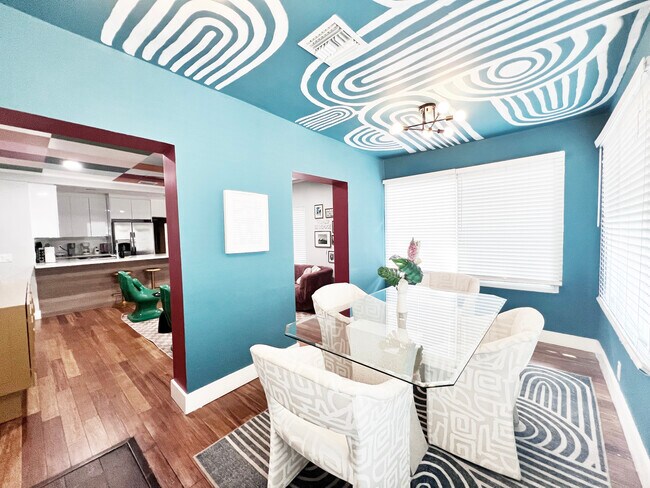 Foto del edificio - 324 NW 52nd St