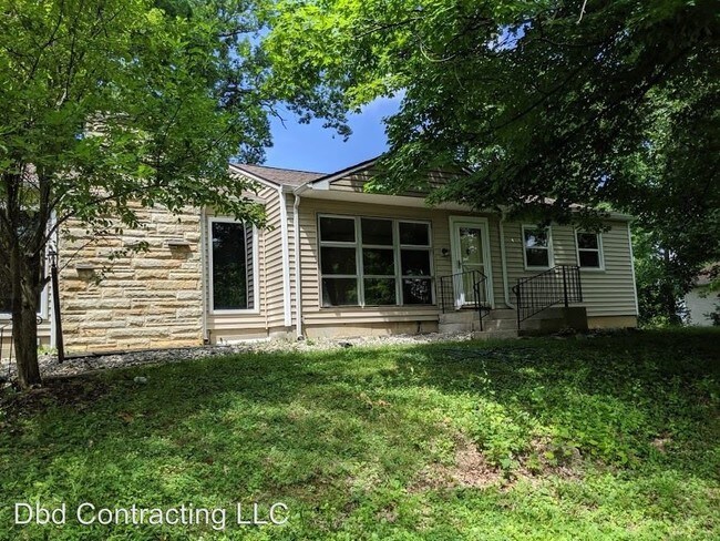 Foto del edificio - 4 br, 2 bath House - 4905 Forest Ave