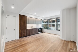 Building Photo - 280 Spear St