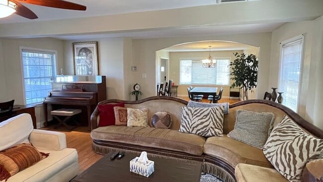 Photo - 7951 Pecan Villas Dr House