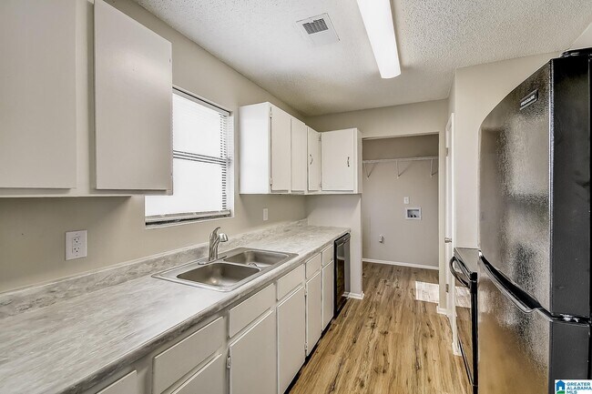 Building Photo - 3338 30th Way N