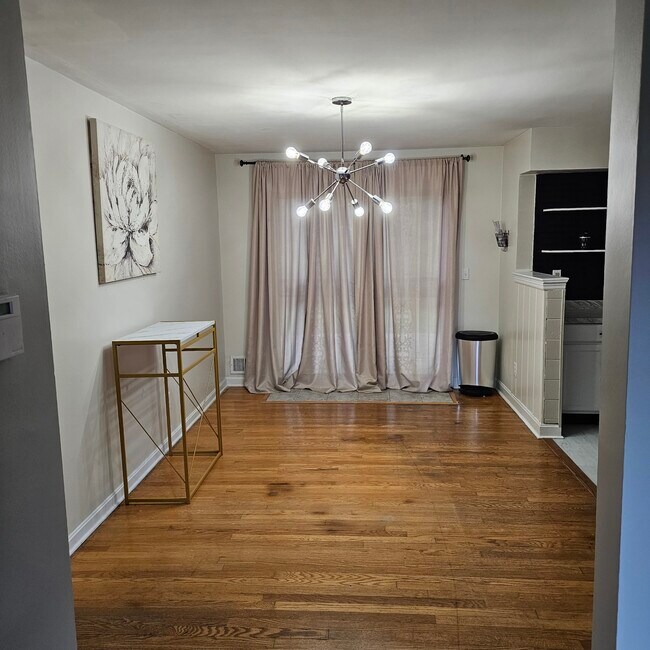 Foto del edificio - 4403 Estate Dr