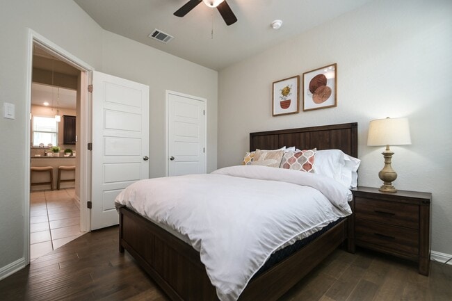 Foto del edificio - 2411 Verona Wy