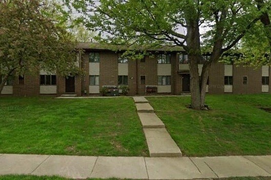 Building Photo - 28 Oakhurst Dr