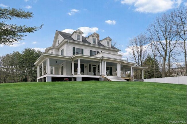 Foto del edificio - 397 Split Rock Rd