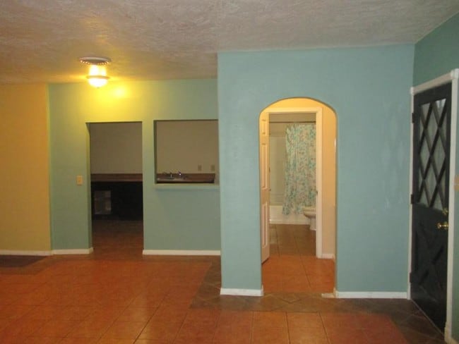 Building Photo - 25554 6th St