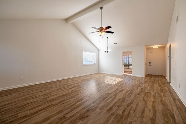 Foto del edificio - Beautiful 3 bedroom Home in North Austin!!