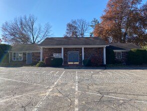 Building Photo - 857 Indigo Way