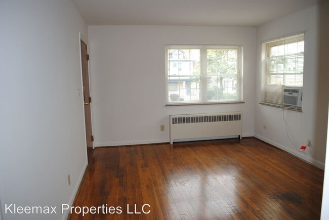 Building Photo - 3638 Edwards Rd