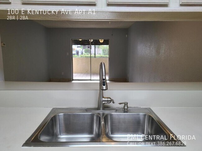 Building Photo - Cozy 2 Bed 2 Bath Condo for Rent in Deland