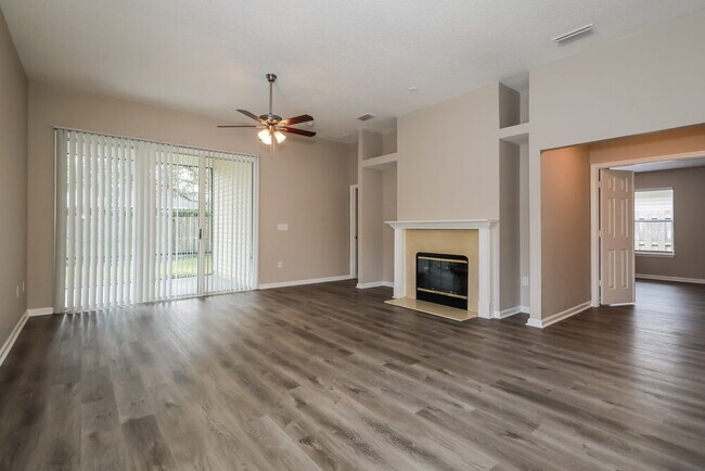 Building Photo - 1306 Ardmore St