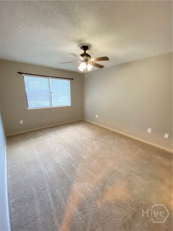 Building Photo - 163 Holland Park Cir