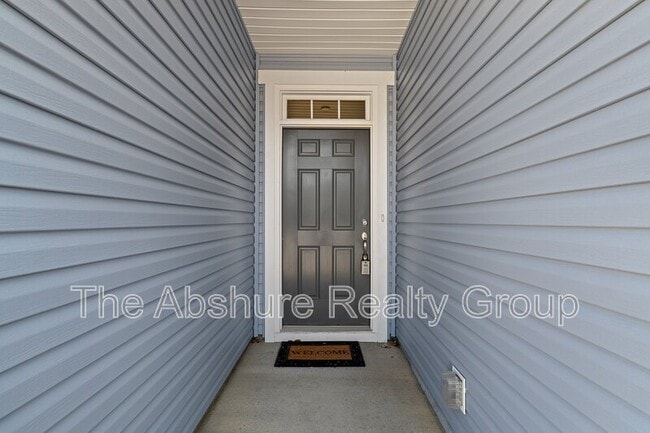 Building Photo - 138 Willow Grove Ln