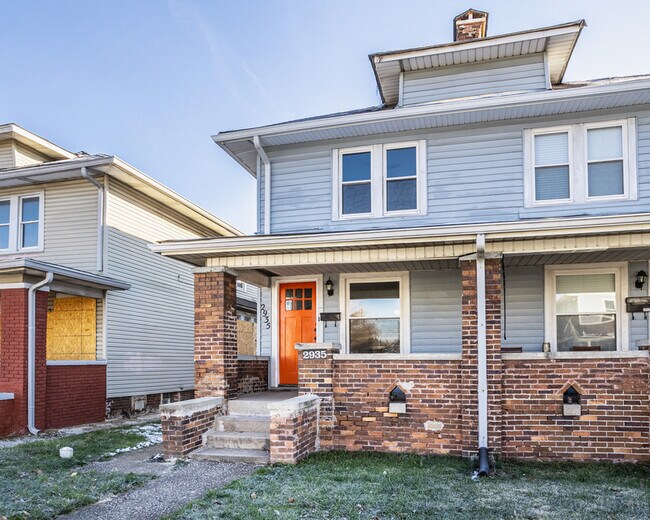 Building Photo - 2935 Ruckle St