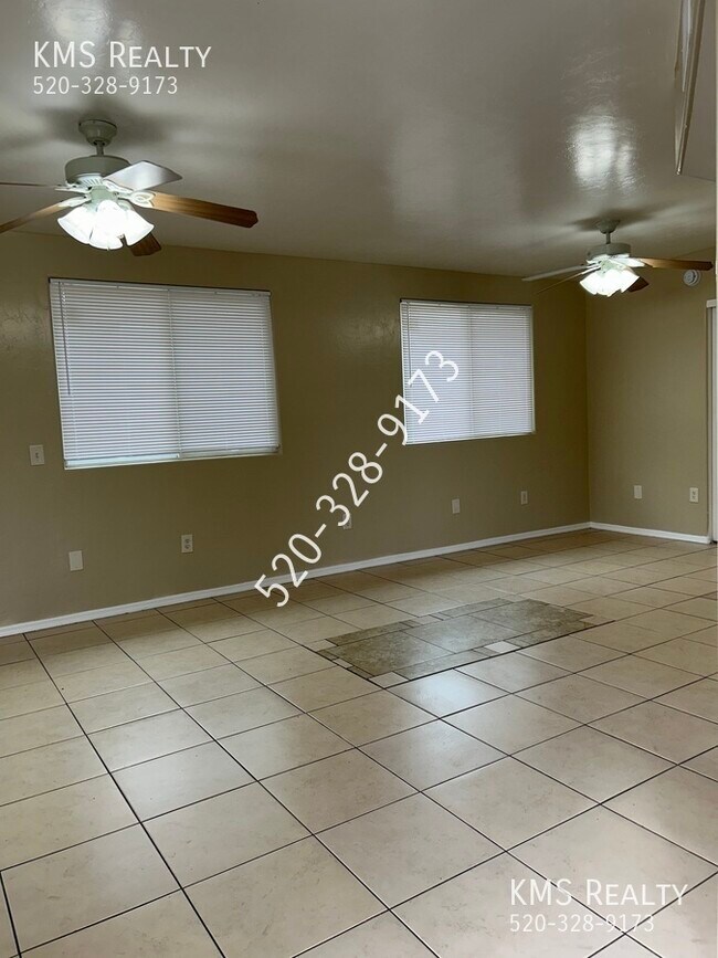 Foto del edificio - 3 Bed / 2 bath - OWNER /AGENT