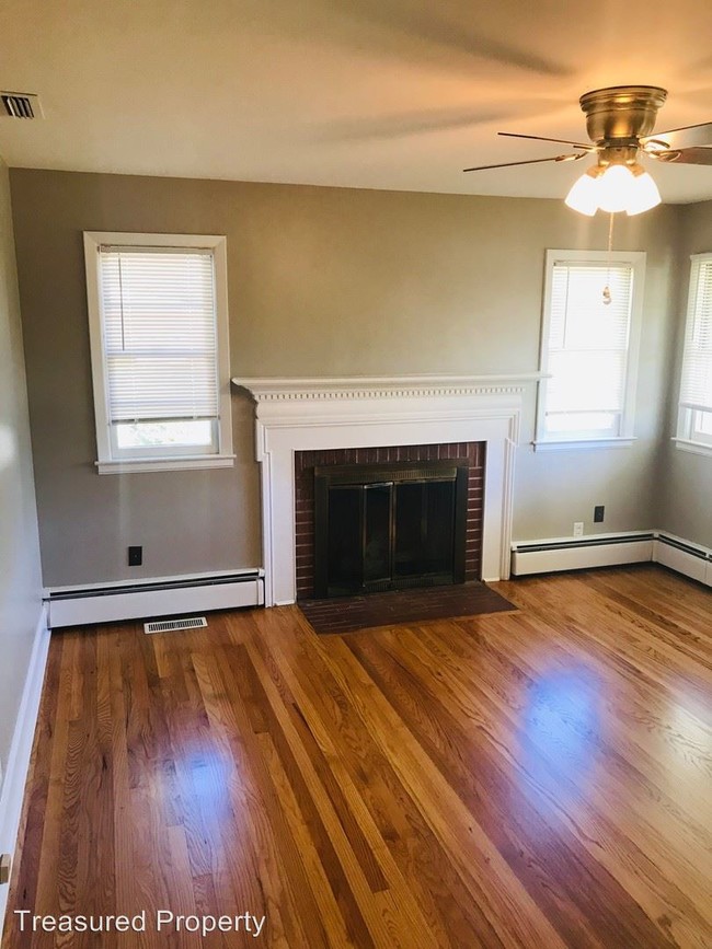 Building Photo - 3 br, 1 bath House - 3317 N Duke Street