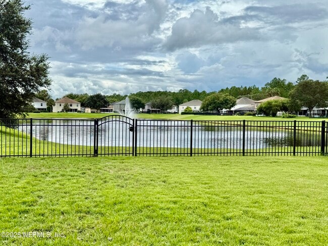 Building Photo - 76469 Longleaf Loop