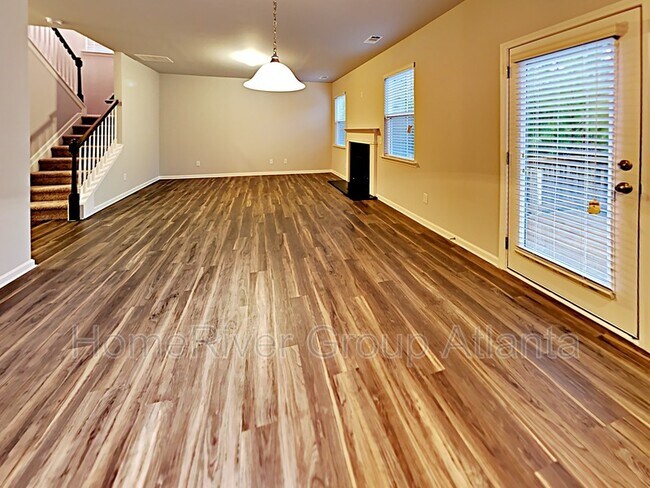 Building Photo - 64 Boxwood Wy