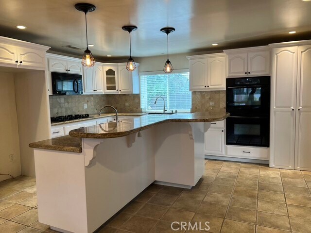 Foto principal - 534 W Olive Ave