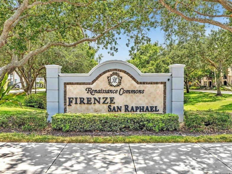 Foto principal - 1405 Renaissance Way