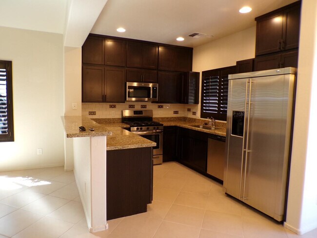 Foto del edificio - 844 Tiablanca Rd