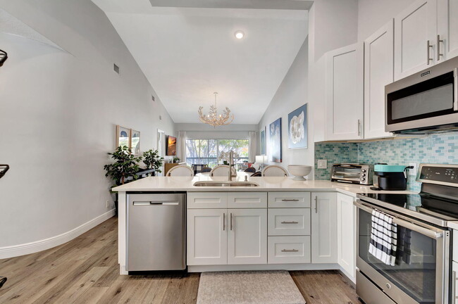 Building Photo - 229 Cypress Point Dr
