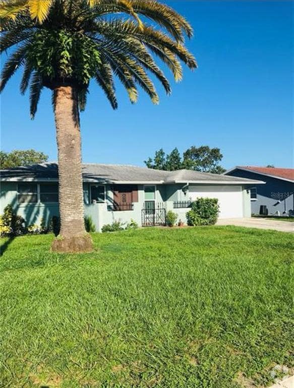 Building Photo - 10327 Oleander Dr