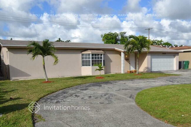 Building Photo - 8469 Windsor Dr
