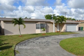 Building Photo - 8469 Windsor Dr