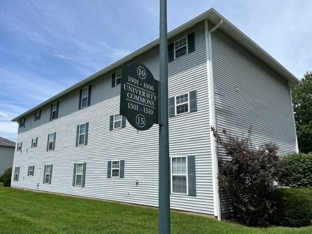 Building Photo - 15 S Shafer St