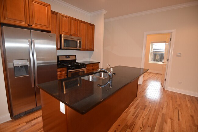 Building Photo - 4520 N Beacon St