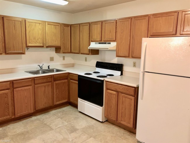 Building Photo - 2 br, 1 bath Apartment - 201 9th Ave Apt 2