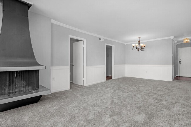 Building Photo - 8689 Greenbelt Rd