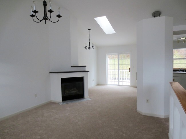 Building Photo - 1062 Dryden Rd