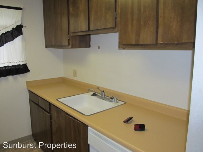 Building Photo - 8953 Chalmers Ct