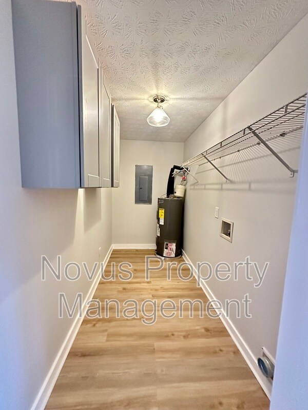 Foto del edificio - 427 Old Newnan Rd