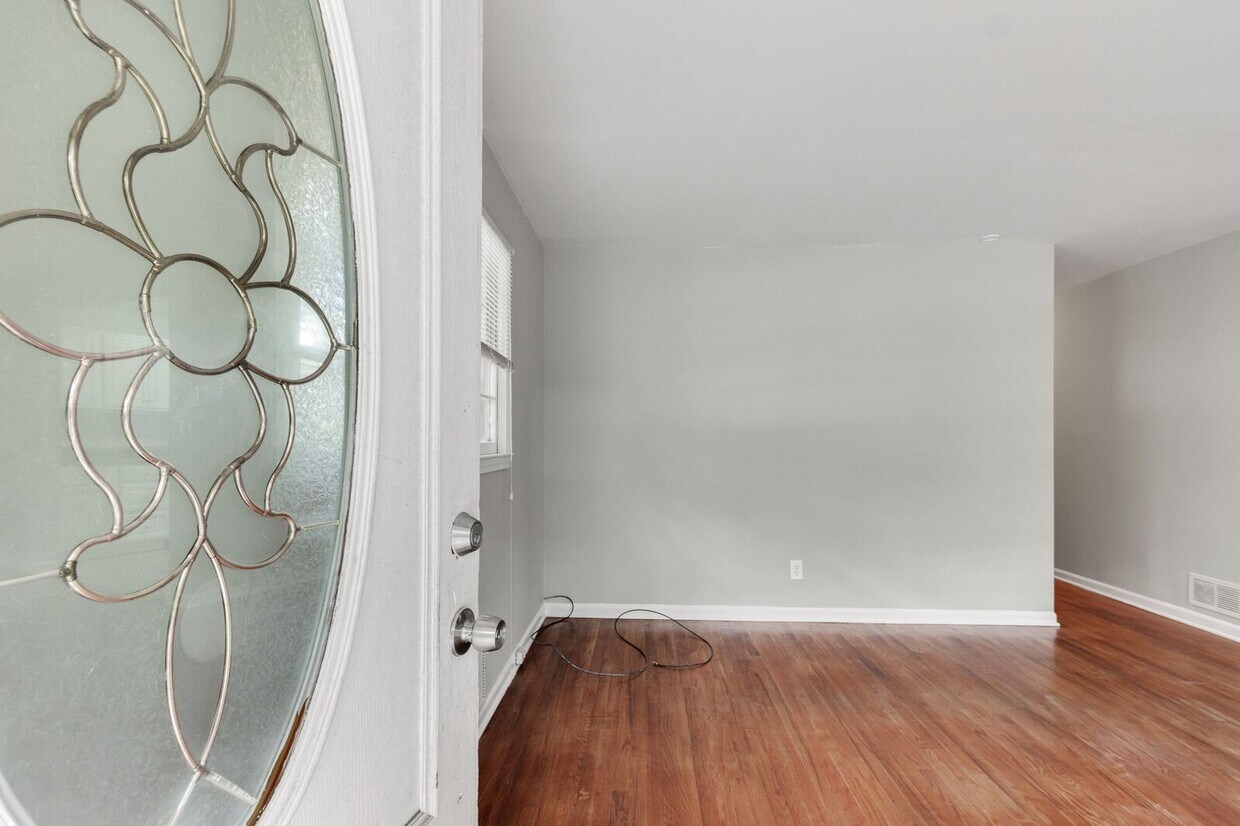 3 br, 1 bath House 1523 Brantley Ct SW House Rental in Atlanta, GA