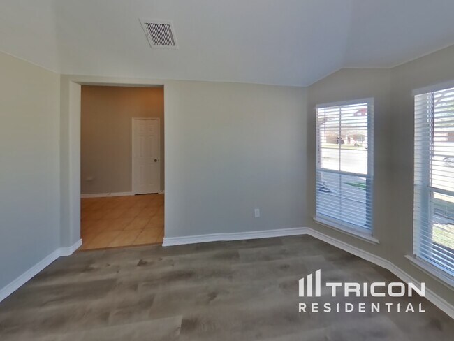 Building Photo - 4345 Sweet Clover Lane Crowley TX