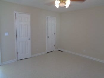 Foto del edificio - 102 A TENNESSEE AVE OAK GROVE KY 42262