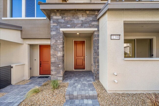 Foto del edificio - Brand New Luxury Modern 3 Bedroom Home in Summerlin