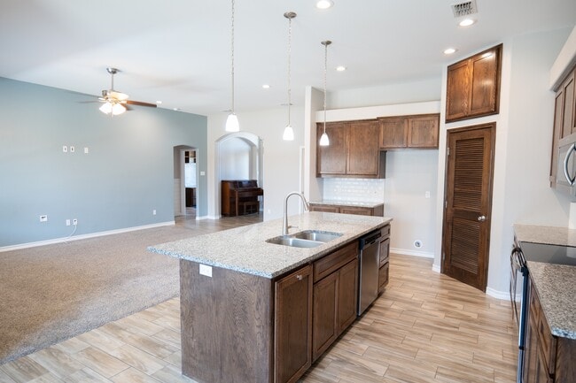 Building Photo - 7509 Miriam Vale Ct