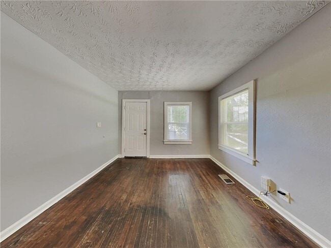 Building Photo - 2835 Burton Rd NW
