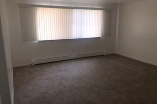 Foto principal - 12418 S Harding Ave