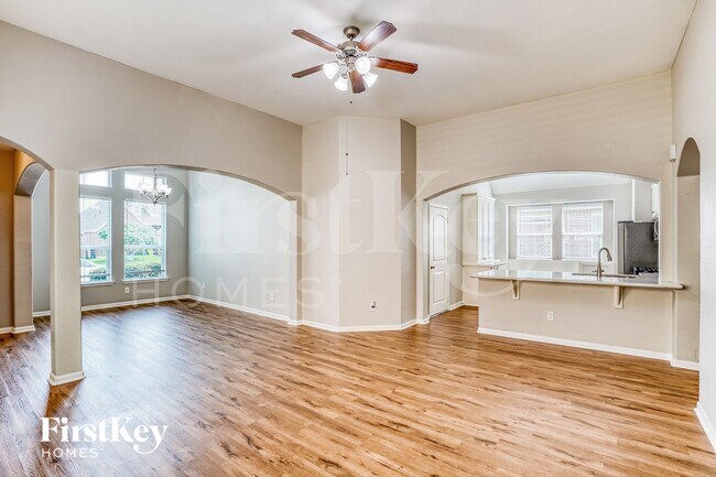 Foto del edificio - 4810 Bay Vista Dr