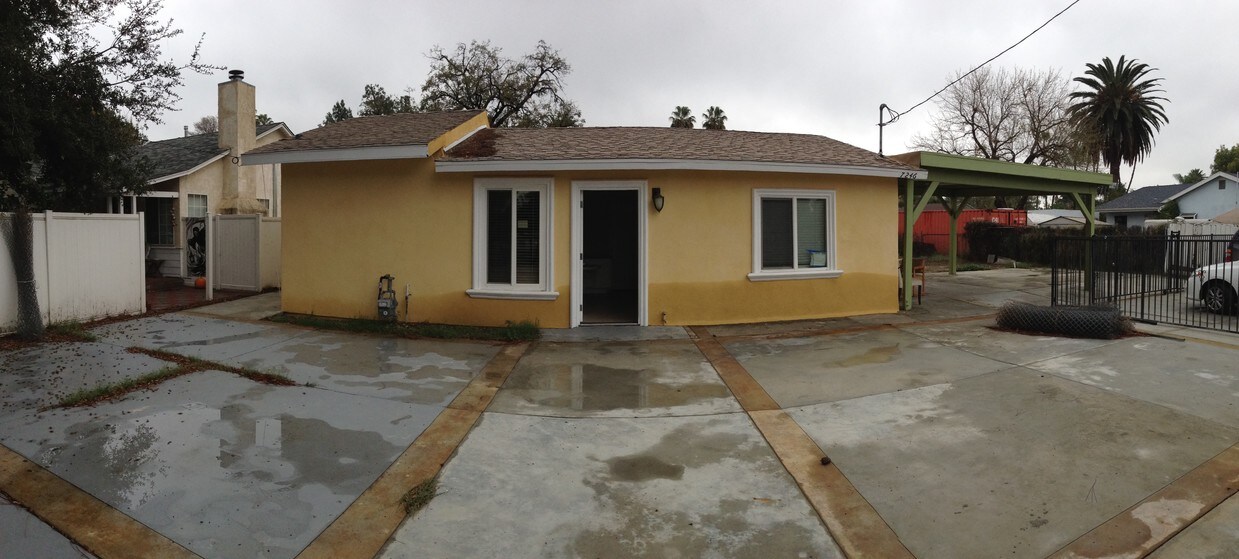 Primary Photo - 7246 Lindley Ave