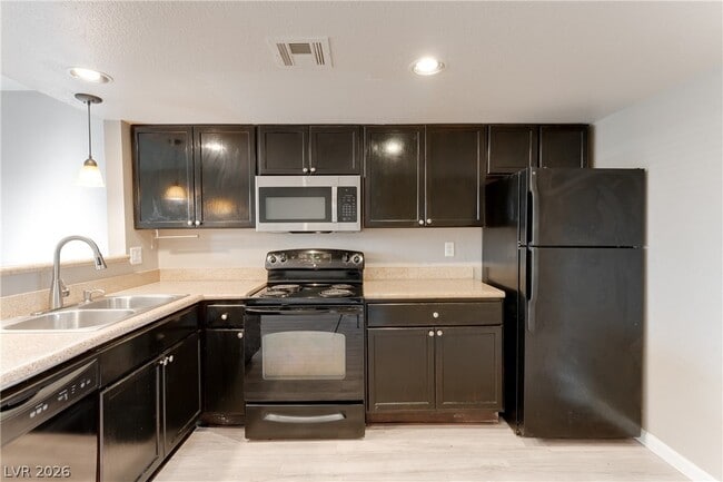 Building Photo - 1901 Goodwill St