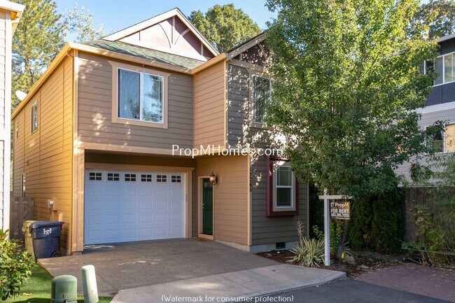 Foto del edificio - Charming Four Bedroom Home in Aloha on Quiet Cul-De-Sac!