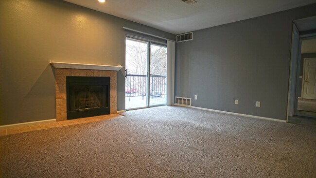 Building Photo - 2575 S Syracuse Way